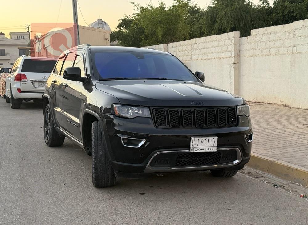 جیپ گراند شیرۆکی